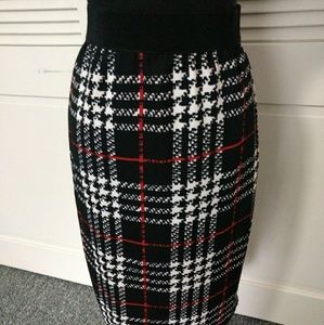 Plaid pencil skirt